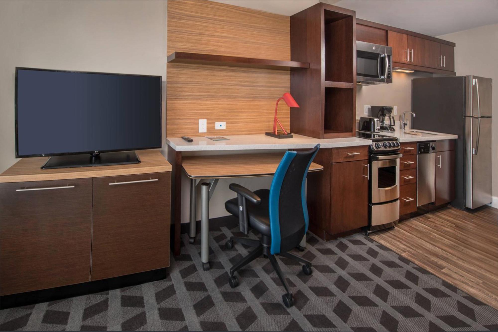 Towneplace Suites By Marriott Altoona Exterior foto